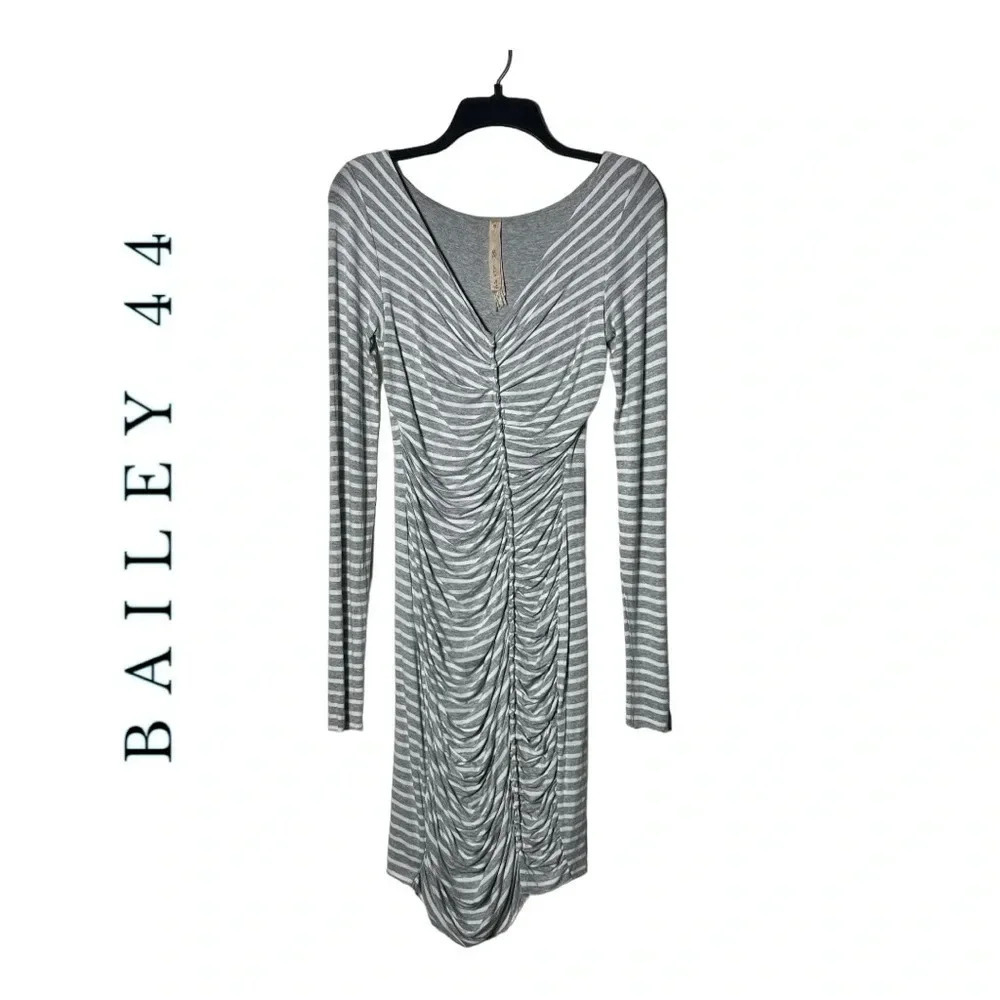 1897. BAILEY 44 LONG SLEEVE RUCHED FRONT MIDI LENGTH DRESS SIZE SMALL STRIPED